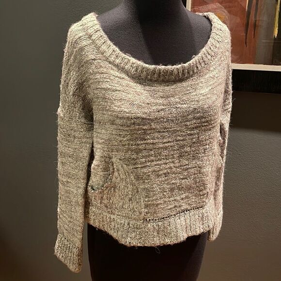 Free People gray nubby alpaca/wool/ cotton/acrylic/nylon crop sweater. XS. - Picture 2 of 6